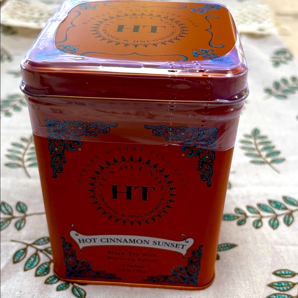 Hot Cinnamon Sunset Tea 20 Sachets within the Tin